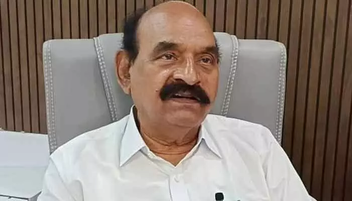 హజ్-2027 యాత్ర.. మంత్రి ఎన్ఎండి ఫరూక్ కీలక పిలుపు హజ్-2027 యాత్ర.. మంత్రి ఎన్ఎండి ఫరూక్ కీలక పిలుపు