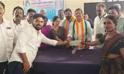 అర్హులందరికీ సంక్షేమ పథకాలు చేరాలి అర్హులందరికీ సంక్షేమ పథకాలు చేరాలి