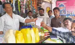దుకాణ సముదయాల పై కమిషనర్ ఆకస్మిక తనిఖీలు..