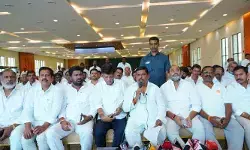 ప్రజాస్వామ్యంలో ప్రతిఓటు అమూల్యమైనది : ఎమ్మెల్యే గూడెం మహిపాల్ రెడ్డి ప్రజాస్వామ్యంలో ప్రతిఓటు అమూల్యమైనది : ఎమ్మెల్యే గూడెం మహిపాల్ రెడ్డి