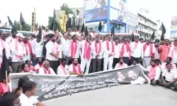 యువతపై కేంద్రం పాశవిక దాడులను ఖండించాలి యువతపై కేంద్రం పాశవిక దాడులను ఖండించాలి