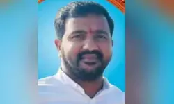 పెర్కిట్లో విషాదం.. ఇంట్లో ఉరివేసుకుని యువకుడు మృతి పెర్కిట్లో విషాదం.. ఇంట్లో ఉరివేసుకుని యువకుడు మృతి