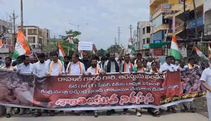 ప్రతిపక్ష నేతలపై అక్రమ అరెస్టులు ప్రజాస్వామ్య స్ఫూర్తికి విరుద్ధం ప్రతిపక్ష నేతలపై అక్రమ అరెస్టులు ప్రజాస్వామ్య స్ఫూర్తికి విరుద్ధం
