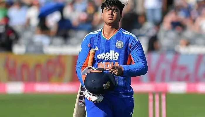 మరికాసేపట్లో మ్యాచ్...వైభవ్ కు బిగ్ షాక్ ఇచ్చిన అయ్యర్ ! మరికాసేపట్లో మ్యాచ్...వైభవ్ కు బిగ్ షాక్ ఇచ్చిన అయ్యర్ !