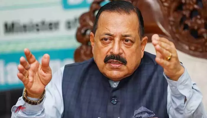 చర్చలకు ప్రతిష్టలు అడ్డురావు: మరోసారి విద్యార్థులకు కేంద్రం పిలుపు చర్చలకు ప్రతిష్టలు అడ్డురావు: మరోసారి విద్యార్థులకు కేంద్రం పిలుపు