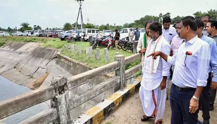 తాగునీటి ఎద్దడి నివారణకు చర్యలు తీసుకోవాలి తాగునీటి ఎద్దడి నివారణకు చర్యలు తీసుకోవాలి