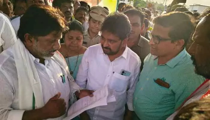 సత్తుపల్లి ఏరియా ఆసుపత్రి సమస్యలపై ఉప ముఖ్యమంత్రి భట్టి విక్రమార్కకు వినతి సత్తుపల్లి ఏరియా ఆసుపత్రి సమస్యలపై ఉప ముఖ్యమంత్రి భట్టి విక్రమార్కకు వినతి