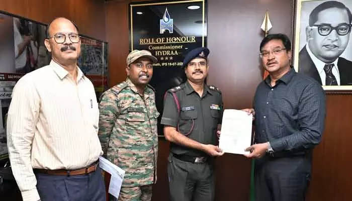 ఆర్మీ భూములు కాపాడండి: ఆర్మీ లెఫ్ట్నెంట్ కల్నల్ వినతి ఆర్మీ భూములు కాపాడండి: ఆర్మీ లెఫ్ట్నెంట్ కల్నల్ వినతి