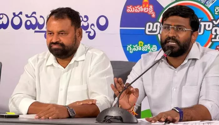 నీట్పై నిరసనల అణచివేత ప్రజాస్వామ్యానికి మచ్చ.. మోడీ పాలన పతనానికి నాంది : అద్దంకి దయాకర్ నీట్పై నిరసనల అణచివేత ప్రజాస్వామ్యానికి మచ్చ.. మోడీ పాలన పతనానికి నాంది : అద్దంకి దయాకర్
