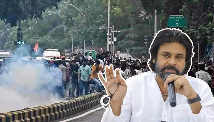 నీట్ ఆందోళనలపై పవన్ కల్యాణ్ సంచలన వ్యాఖ్యలు.. హైజాక్ చేస్తున్నారంటూ ఆరోపణలు! నీట్ ఆందోళనలపై పవన్ కల్యాణ్ సంచలన వ్యాఖ్యలు.. హైజాక్ చేస్తున్నారంటూ ఆరోపణలు!