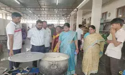విద్యార్థులకు నాణ్యమైన భోజనం అందించాలి:ఎంపీడీవో బానోత్ పద్మ విద్యార్థులకు నాణ్యమైన భోజనం అందించాలి:ఎంపీడీవో బానోత్ పద్మ