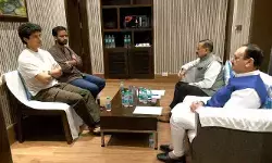 సీజేపీ ప్రతినిధులతో ముగిసిన కేంద్రం చర్చలు.. రాజీనామాకే పట్టు! సీజేపీ ప్రతినిధులతో ముగిసిన కేంద్రం చర్చలు.. రాజీనామాకే పట్టు!