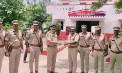 ప్రజలతో బాధ్యతగా వ్యవహరించాలి