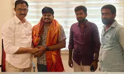 నరేందర్ రెడ్డి విజయం నేటి యువతకు స్ఫూర్తిదాయకం’: తుంబూరు దయాకర్ రెడ్డి