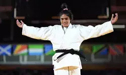 కామన్వెల్త్ గేమ్స్లో భారత్కు మరో భారీ షాక్.. స్టార్ అథ్లెట్ దూరం కామన్వెల్త్ గేమ్స్లో భారత్కు మరో భారీ షాక్.. స్టార్ అథ్లెట్ దూరం