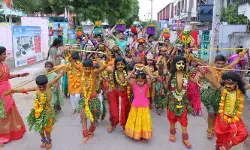 స్మార్ట్ కిడ్జ్‌లో హోరెత్తిన బోనాల జాతర సంబురం