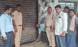 ఫుడ్ సేఫ్టీ అధికారుల దాడులు.. ఫేమస్ బేకరీ సీజ్