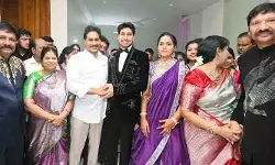 మాజీ మంత్రి జోగి రమేశ్ కుటుంబంపై గృహహింస కేసు : పోలీసులకు కోడలి ఫిర్యాదు