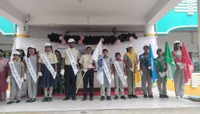 నారాయణ స్కూల్లో ఘనంగా స్టూడెంట్ కేబినెట్ ఇన్వెస్టిచర్ కార్యక్రమం నారాయణ స్కూల్లో ఘనంగా స్టూడెంట్ కేబినెట్ ఇన్వెస్టిచర్ కార్యక్రమం