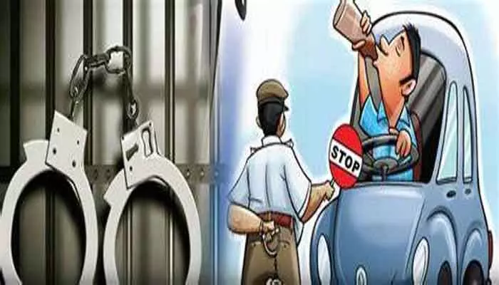 డ్రంక్ అండ్ డ్రైవ్ కేసుల్లో 55 మందికి జరిమానా.. ఒకరికి 14 రోజుల జైలు శిక్ష డ్రంక్ అండ్ డ్రైవ్ కేసుల్లో 55 మందికి జరిమానా.. ఒకరికి 14 రోజుల జైలు శిక్ష
