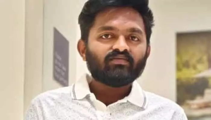 రోడ్డు ప్రమాదంలో వ్యక్తి దుర్మరణం.. రోడ్డు ప్రమాదంలో వ్యక్తి దుర్మరణం..