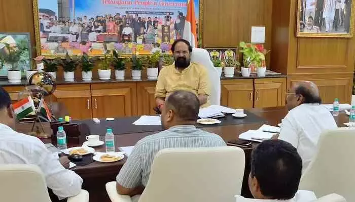 బ్యారేజీల భవిష్యత్తుపై కేంద్రానికి లేఖ రాయాలి బ్యారేజీల భవిష్యత్తుపై కేంద్రానికి లేఖ రాయాలి