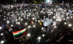 ‘కాక్రోచ్ పార్టీ’ మరో కీలక నిర్ణయం.. రేపు దేశవ్యాప్తంగా కొవ్వొత్తుల ర్యాలీ