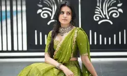 అలాంటి పోస్టులు పంపి మానసికంగా వేధించకండి.. మాకు లేని బాధ మీకేందుకు.. ట్రోలర్స్కు ఇచ్చిపడేసిన తనూజ అలాంటి పోస్టులు పంపి మానసికంగా వేధించకండి.. మాకు లేని బాధ మీకేందుకు.. ట్రోలర్స్కు ఇచ్చిపడేసిన తనూజ