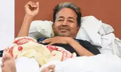 ధర్మేంద్ర రాజీనామాపై స్పందించిన సోనమ్ వాంగ్ చుక్.. వ్యవస్థాగత మార్పులకు పునాది ధర్మేంద్ర రాజీనామాపై స్పందించిన సోనమ్ వాంగ్ చుక్.. వ్యవస్థాగత మార్పులకు పునాది