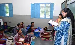 కస్తూర్బా విద్యాలయంలో కలెక్టర్ ఆకస్మిక తనిఖీ.. కస్తూర్బా విద్యాలయంలో కలెక్టర్ ఆకస్మిక తనిఖీ..