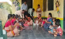 అంగన్‌వాడీ కేంద్రంలో తొలిముద్ద