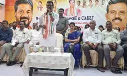ఇందిరమ్మ ఇళ్లు లేని గ్రామాల్లో నేను ఓట్లు అడగను
