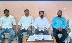 స్థానికేతరులకు ఖాజీ పదవులా ? స్థానికేతరులకు ఖాజీ పదవులా ?