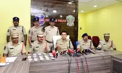 బ్యాంకు డబ్బులే టార్గెట్..! బ్యాంకు డబ్బులే టార్గెట్..!