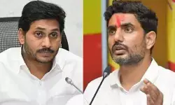 మన రాష్ట్రంలోనూ అడుగుతున్నాం.. రాజీనామా చేస్తారా: మాజీ సీఎం జగన్ మన రాష్ట్రంలోనూ అడుగుతున్నాం.. రాజీనామా చేస్తారా: మాజీ సీఎం జగన్