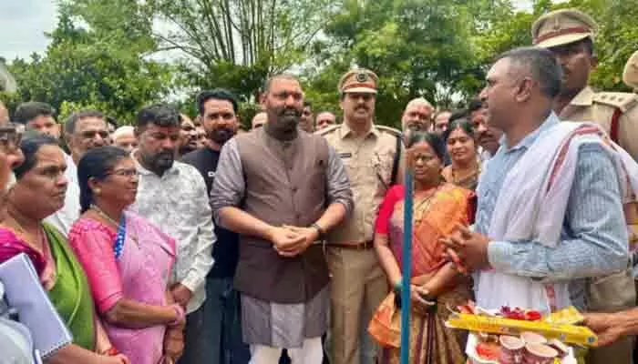 జడ్చర్ల నియోజకవర్గ అభివృద్ధిలో రాజీ పడేదే లేదు జడ్చర్ల నియోజకవర్గ అభివృద్ధిలో రాజీ పడేదే లేదు