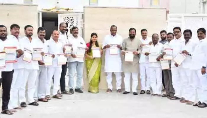 డంపింగ్ చెత్తకు బీఆర్ఎస్ క్యాపింగ్ చేస్తే డంపింగ్ చెత్తకు బీఆర్ఎస్ క్యాపింగ్ చేస్తే