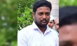 కృష్ణా నదిపై బోటింగ్ సేవలు నిలిపివేత కృష్ణా నదిపై బోటింగ్ సేవలు నిలిపివేత