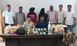 నకిలీ కరెన్సీ రెట్టింపు పేరుతో రూ.20 లక్షల మోసం.. ఇద్దరు విదేశీయుల అరెస్ట్ నకిలీ కరెన్సీ రెట్టింపు పేరుతో రూ.20 లక్షల మోసం.. ఇద్దరు విదేశీయుల అరెస్ట్