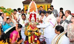 ప్రజాభవన్‌లో ఘనంగా ఆషాడ బోనాలు.. అమ్మవారికి డిప్యూటీ సీఎం ప్రత్యేక పూజలు