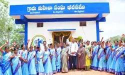 దీరావత్ తండాలో వీఓ భవనం ప్రారంభం దీరావత్ తండాలో వీఓ భవనం ప్రారంభం