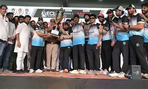 ECL సీజన్-2 విజేతగా టాలీవుడ్ థండర్స్