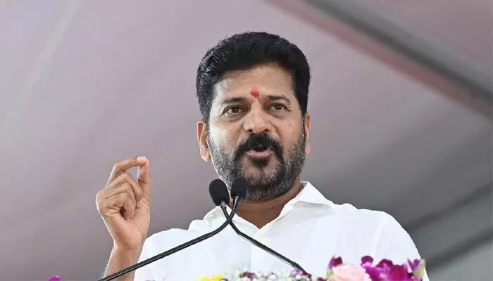21 ఏళ్లకే ఎమ్మెల్యే, ఎంపీ అర్హతపై త్వరలో ఇండియా కూటమి నేతలను కలుస్తా: సీఎం రేవంత్ రెడ్డి 21 ఏళ్లకే ఎమ్మెల్యే, ఎంపీ అర్హతపై త్వరలో ఇండియా కూటమి నేతలను కలుస్తా: సీఎం రేవంత్ రెడ్డి