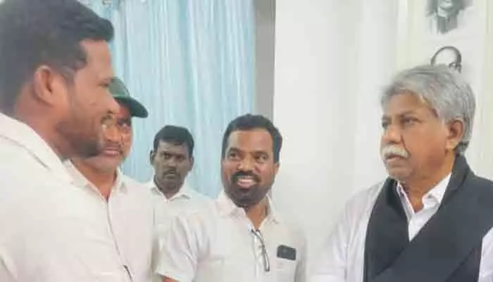 గ్రామస్థాయి నుంచి ఎమ్మార్పీఎస్ను బలోపేతం చేయాలి: మందకృష్ణ మాదిగ గ్రామస్థాయి నుంచి ఎమ్మార్పీఎస్ను బలోపేతం చేయాలి: మందకృష్ణ మాదిగ