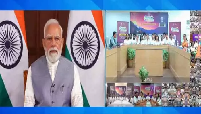 వికసిత్ విలేజ్ నివేదికలపై ఆరా తీసిన ప్రధాని మోడీ వికసిత్ విలేజ్ నివేదికలపై ఆరా తీసిన ప్రధాని మోడీ