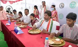 విద్యార్థుల భవిష్యత్తే రాష్ట్ర భవిష్యత్తు: డిప్యూటీ సీఎం భట్టి విక్రమార్క విద్యార్థుల భవిష్యత్తే రాష్ట్ర భవిష్యత్తు: డిప్యూటీ సీఎం భట్టి విక్రమార్క