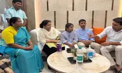 పెద్ది వైద్యానికి ప్రభుత్వం సహకరిస్తుంది : మంత్రి సీతక్క పెద్ది వైద్యానికి ప్రభుత్వం సహకరిస్తుంది : మంత్రి సీతక్క