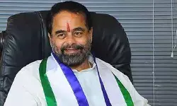 మాజీ స్పీకర్ తమ్మినేనికి ఊరట.. అరెస్ట్ చేయొద్దని కోర్టు ఆదేశాలు మాజీ స్పీకర్ తమ్మినేనికి ఊరట.. అరెస్ట్ చేయొద్దని కోర్టు ఆదేశాలు