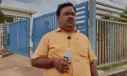 టీసీ కోసం.. ఓ తండ్రి ప్రాణత్యాగానికి యత్నం !