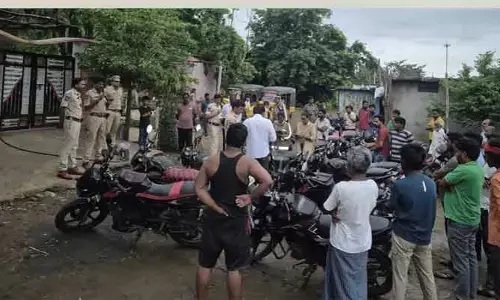 గుడిహత్నూర్ పోలీస్ స్టేషన్ లో నేరడిగొండ తండాలో కమ్యూనిటీ కాంటాక్ట్
